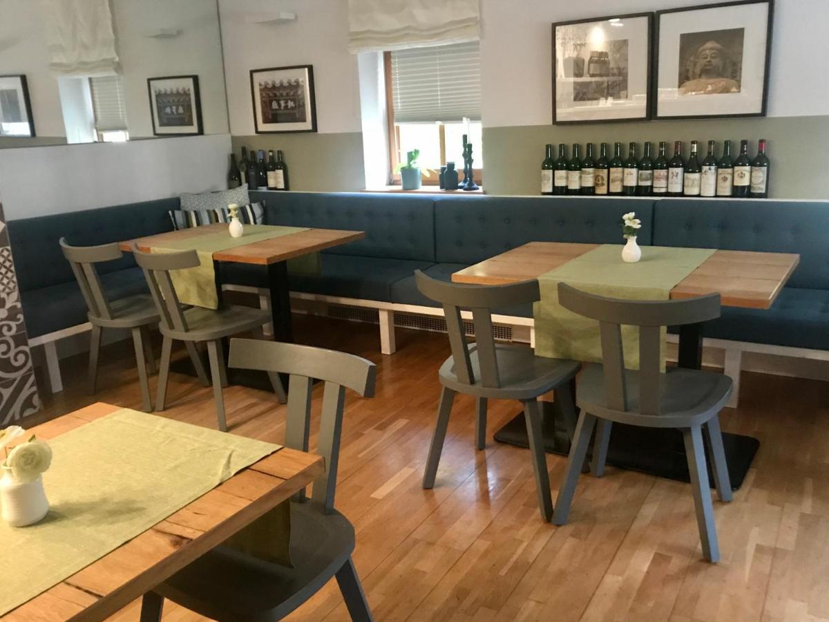 Weingut & Gastezimmer Edelmann Göttlesbrunn Εξωτερικό φωτογραφία